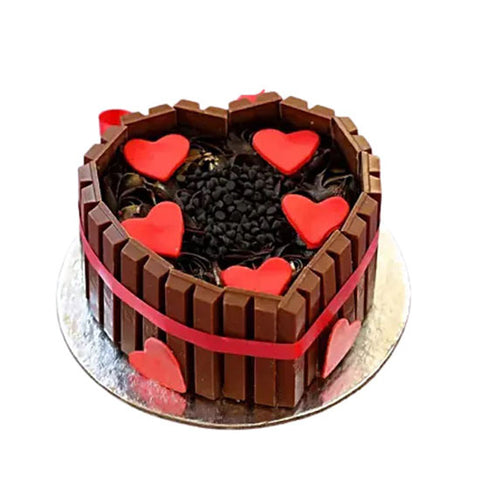 Heart Kitkat Chocochip Cake