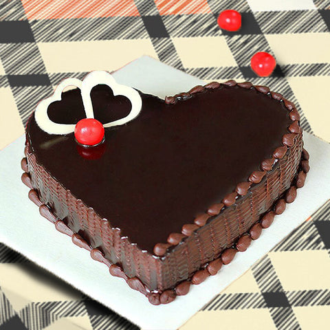 Love at First Bite Chocolate Cake