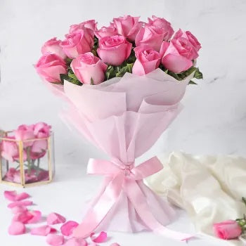Bunch of 12 Pink Roses 1