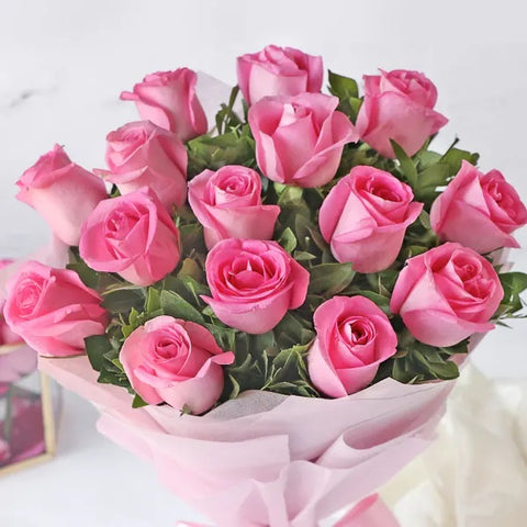 Bunch of 12 Pink Roses